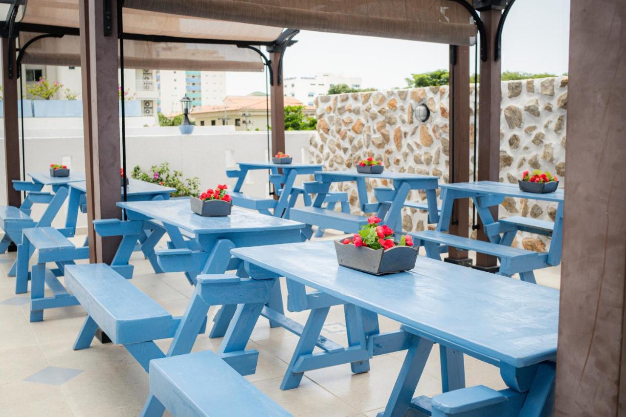 Hotel Adaz Mediterraneo Санта-Марта Экстерьер фото